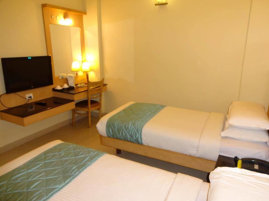 Super Capital O Grand Plaza Hotell Coimbatore Exteriör bild
