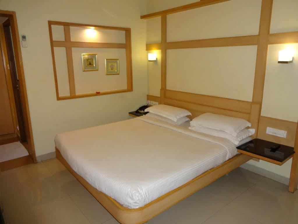 Super Capital O Grand Plaza Hotell Coimbatore Exteriör bild